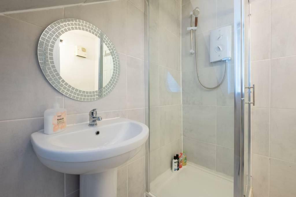 Galway City Cottage Экстерьер фото