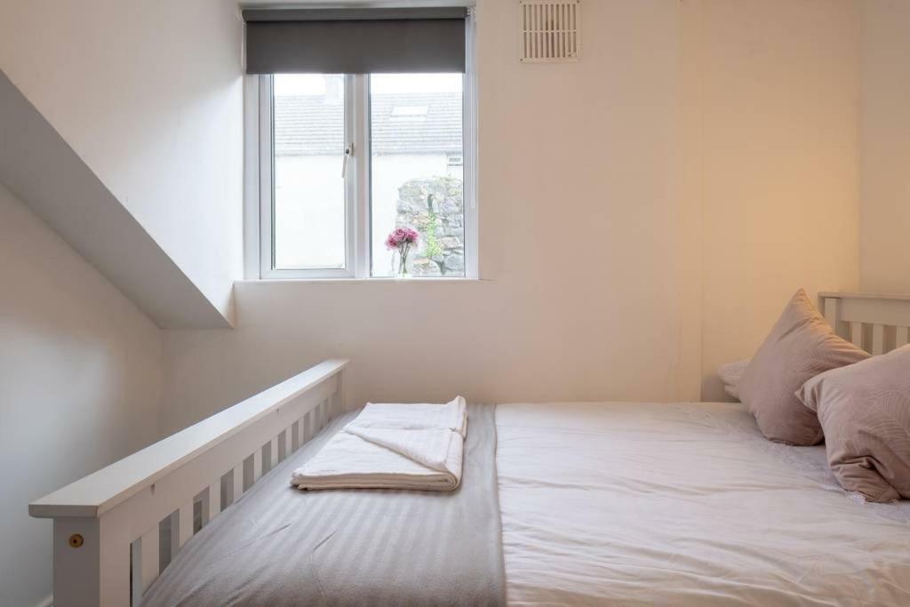Galway City Cottage Экстерьер фото